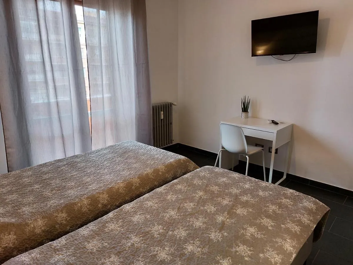 San Lorenzo Accomodation Rome 0*,  Italy
