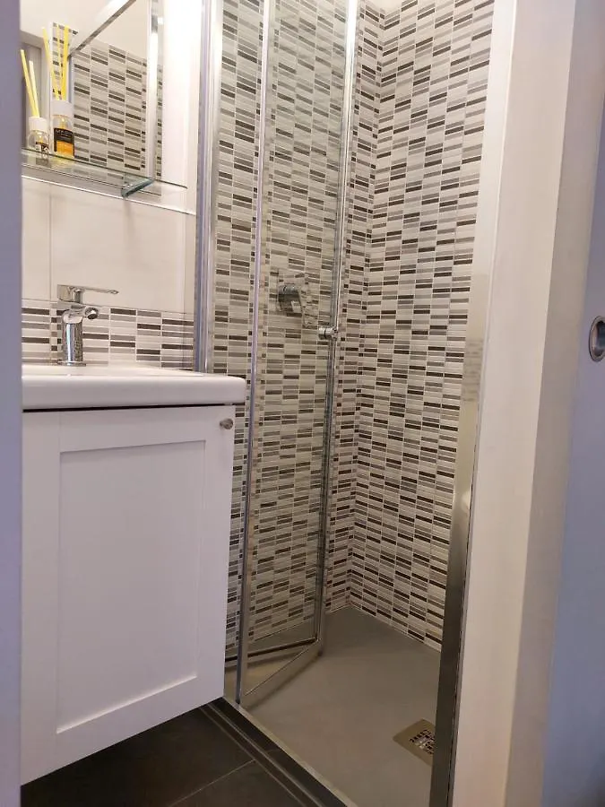 Guest house San Lorenzo Accomodation Rome Italy